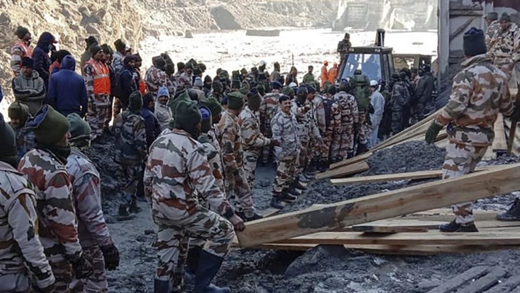 Inde : Plusieurs morts dans la rupture d’un glacier de l’Himalaya