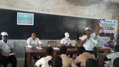 JME 2022 : Le RBFPEA sensibilise les élèves filles du Ceg Sègbèya aux métiers de l’eau