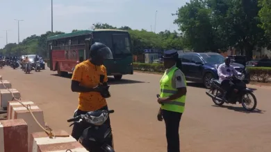Contrôle routier au Burkina Faso - L'Expression - www.lexpression.bj