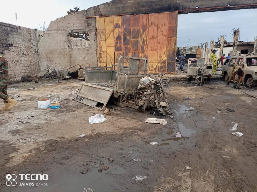 Incendie d'essence à Sèmè-Kraké 2