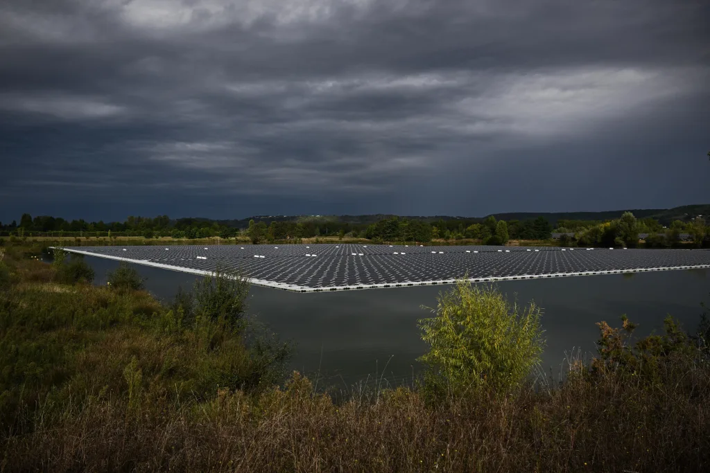 La première centrale photovoltaïque hybride s’installe