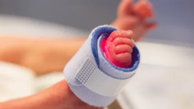 Inde : Un bébé indien voit le jour avec 26 doigts et orteils