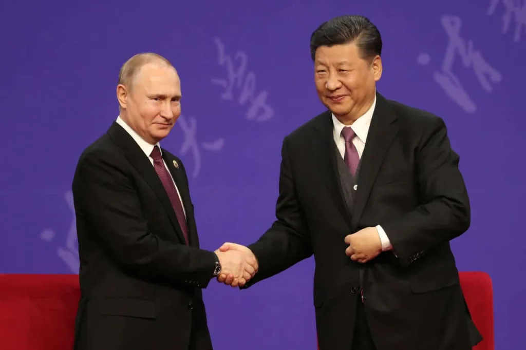 Pour une première fois depuis l’invasion de l’Ukraine en février 2022, Vladimir Poutine se rend chez son homologue chinois Xi Jinping, pour une visite de 48h.