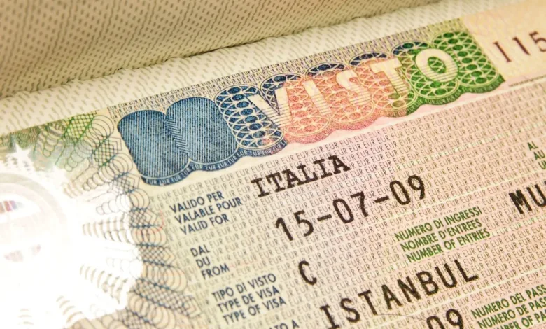 Suite à des constats de délivrance de visas abusifs aux migrants, l’Italie a décidé de suspendre jusqu’à nouvel ordre, la délivrance des visas.