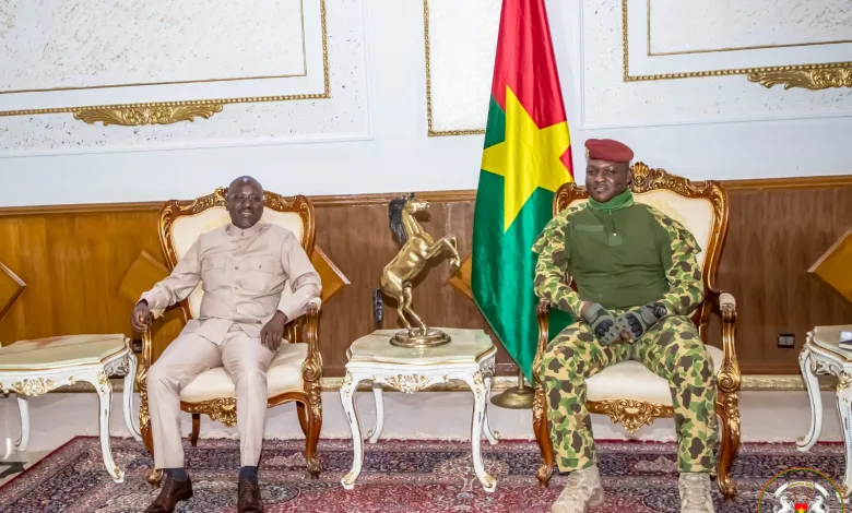 Après sa visite chez le général Tiani, c’est le tour de Ibrahim Traoré du Burkina Faso de recevoir l’ancien Président de l’Assemblée Nationale de la Côte d’Ivoire, Guillaume Soro.