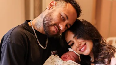 Neymar, sa fiancé Bruna et leur fille Mavie qui a échappé à un enlèvement