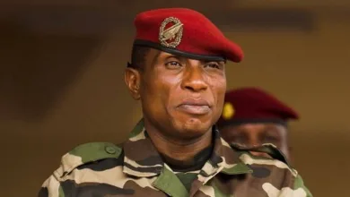 L’attaque perpétrée contre la prison de Conakry ce samedi 04 novembre 2023, a occasionné plusieurs dégâts et des pertes en vies humaines. Dans un communiqué diffusé ce lundi 06 novembre 2023, le Procureur général près la Cour d’appel de Conakry a dressé le bilan provisoire de cette attaque.