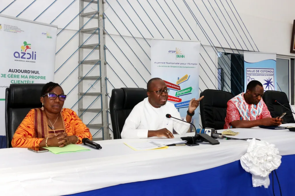 Jce Les jeunes s’approprient les dispositifs d’accompagnement dans l’entrepreneuriat